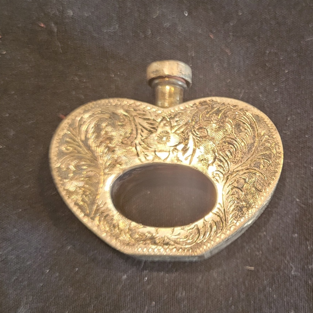 Vintage Sterling Silver Heart-Shaped Perfume Bottle - Picture 4 of 4